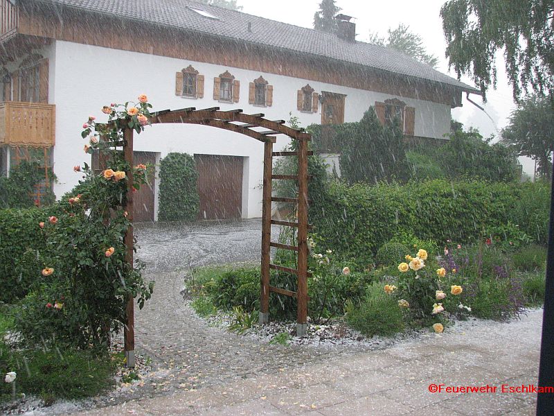 Heftiges Unwetter am 11.06.07 ueber Eschlkam
